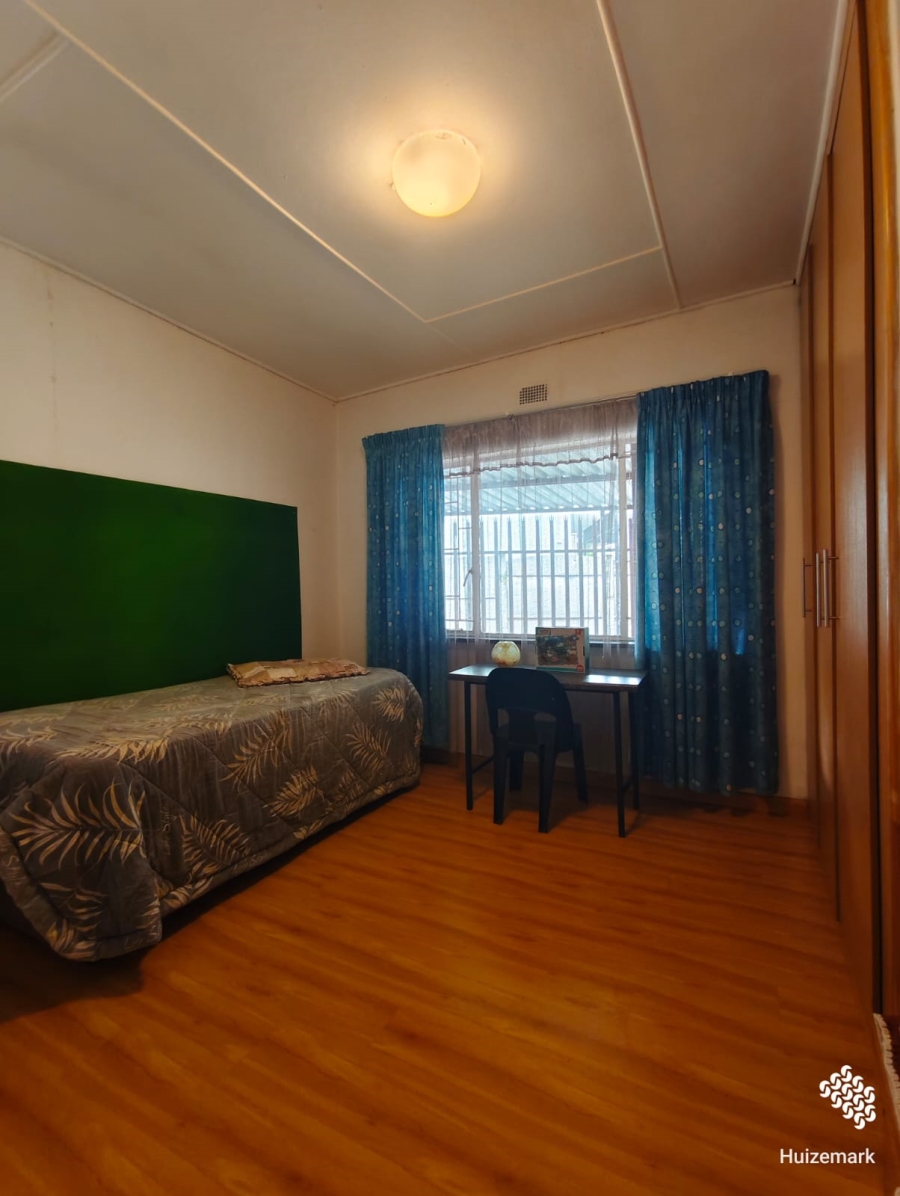 5 Bedroom Property for Sale in Sasolburg Ext 4 Free State